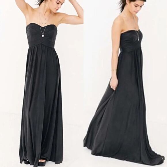 Urban Outfitters Dresses & Skirts - Urban Outfitters Kimchi Blue Small Gray Strapless Gretchen Maxi Dress SZ S